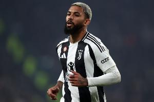 德天空：森林继续与尤文商谈道格拉斯-路易斯转会，价格仍有分歧