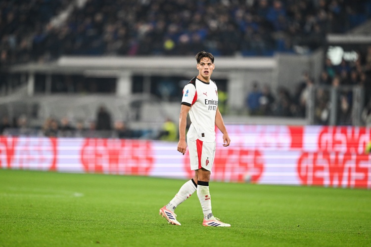 体育平台-里奇：我和拉比奥特是不同类型的中场 球队的目标是重返欧冠