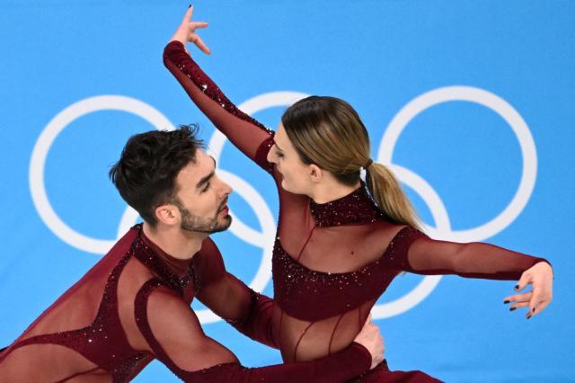 半岛体育APP-欧洲看冬奥：冰上世界都在等待法国冰舞王牌的加冕